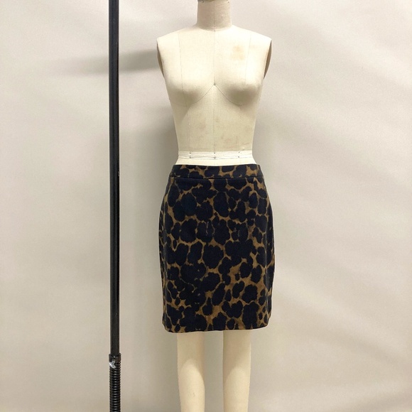 Leopard print Elie Tahari Mini Skirt Size 8 - Picture 1 of 9